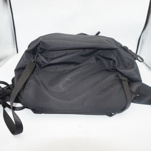 URTH arkose backpack 20L-BLACK