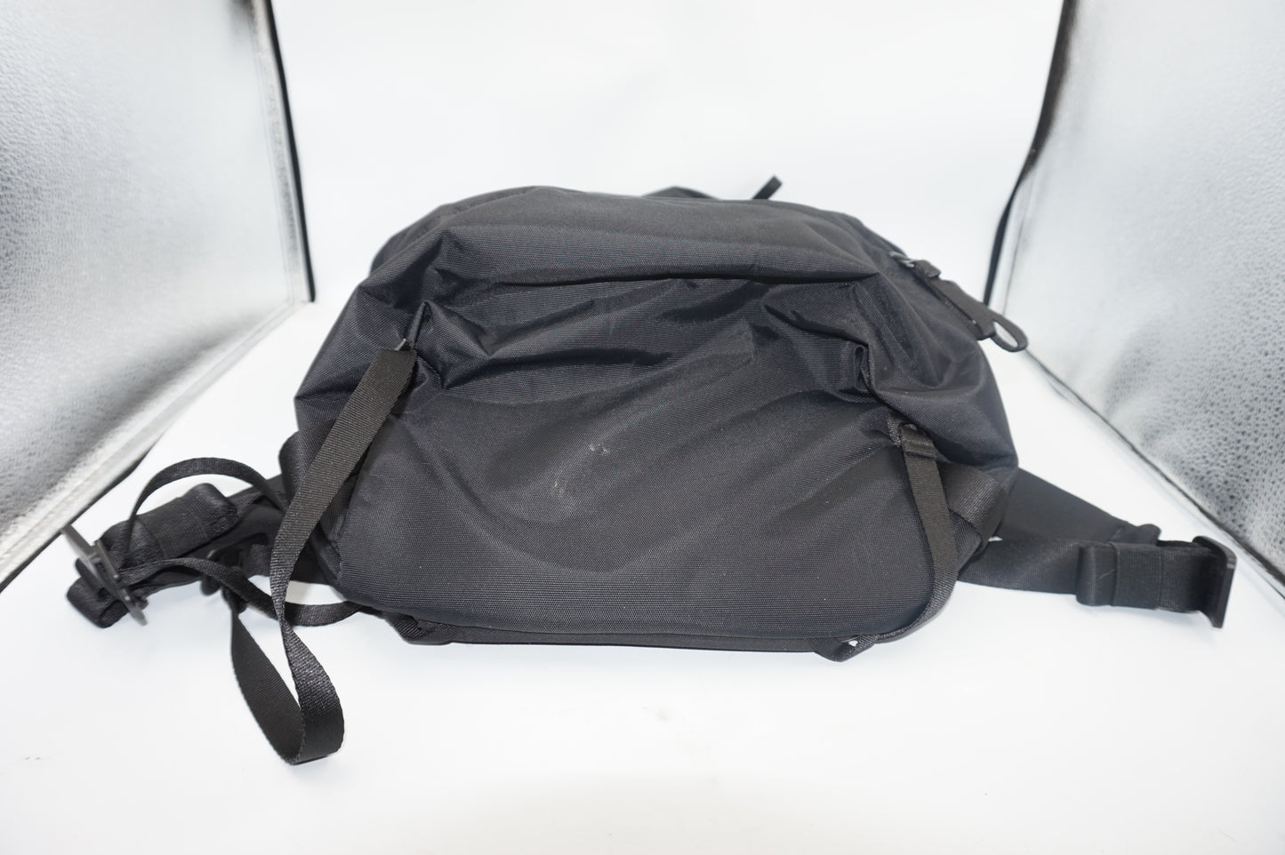 URTH arkose backpack 20L-BLACK
