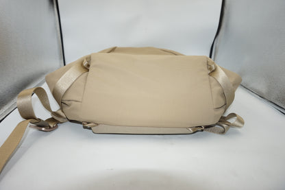 URTH norite backpack 24L-CREAM