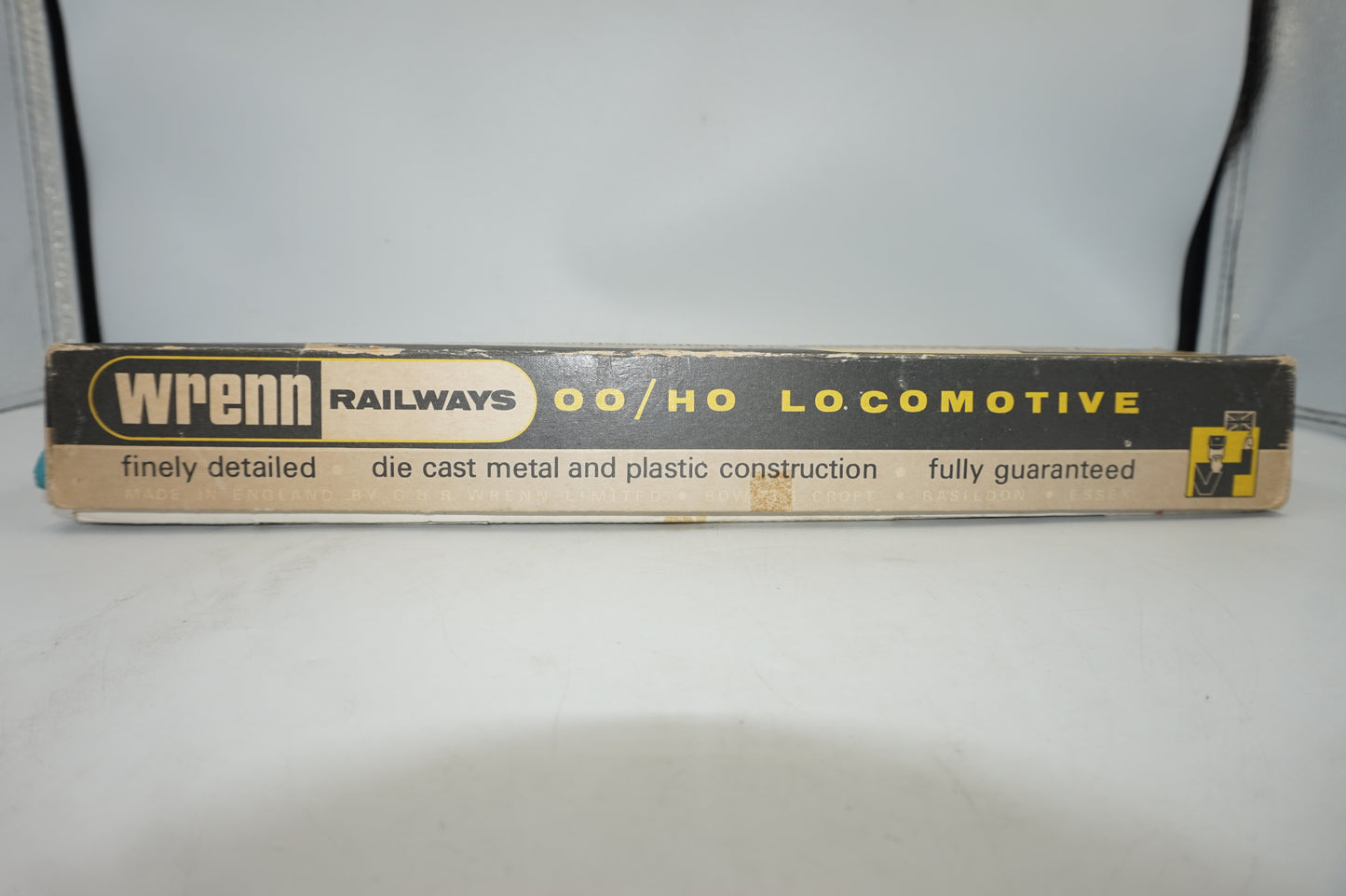 Wrenn Railways OO/HO train model Locomotive P3 Peregrine NE 4903 4-6-2 A4 class wartime black livery train model W2213