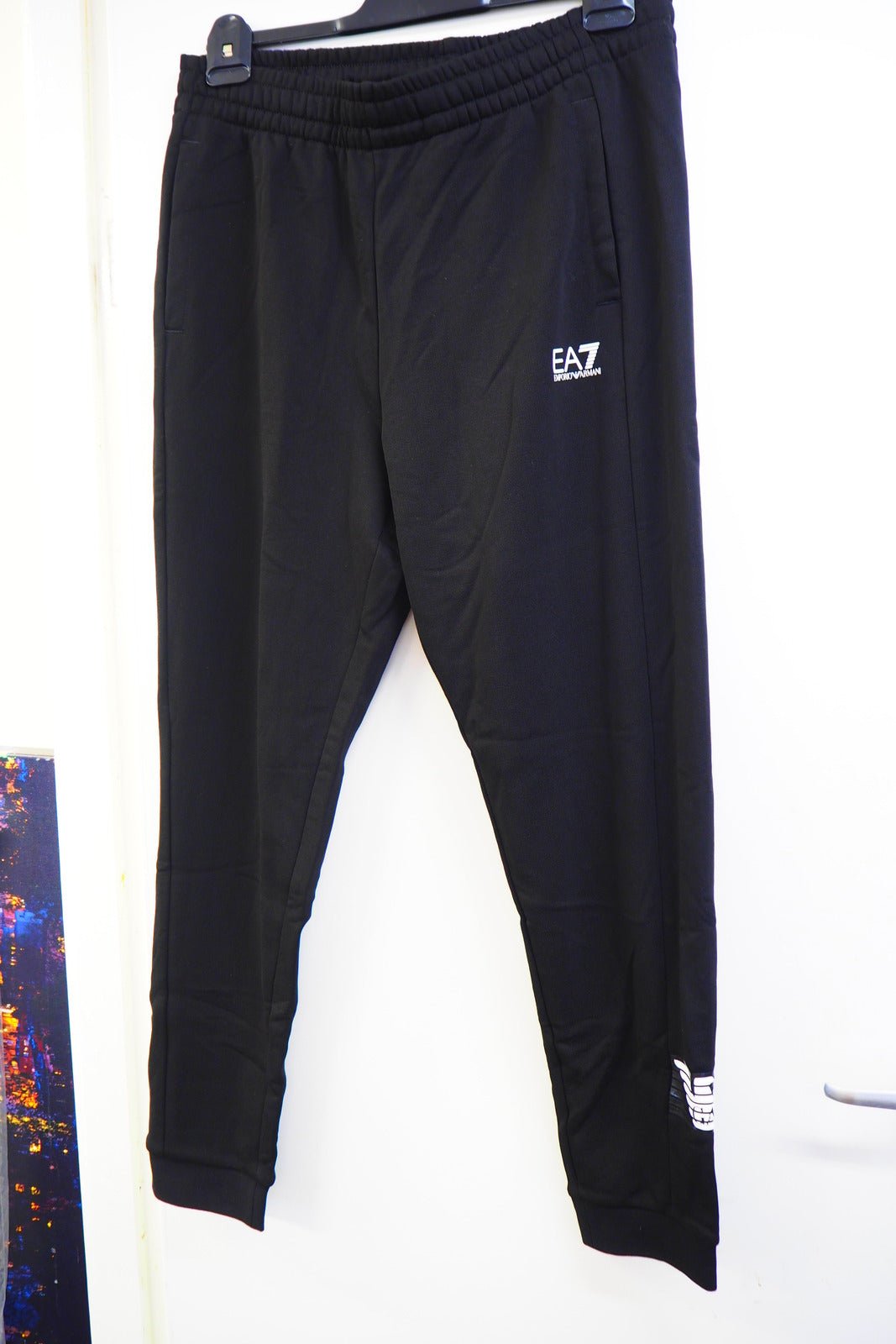 Emporio Armani EA7 Graphic Series Jogger - Black Size E:L - Reboot Hub