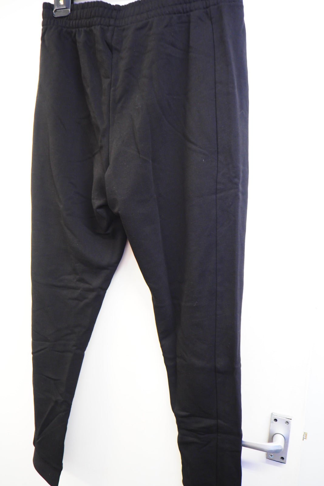 Emporio Armani EA7 Graphic Series Jogger - Black Size E:L - Reboot Hub