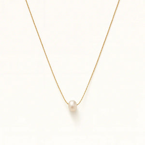 PLAIN.J FIONA PEARL NECKLACE