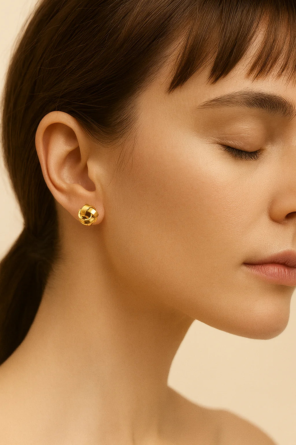 PLAIN.J KALY PETAL EAR STUDS BRAND NEW