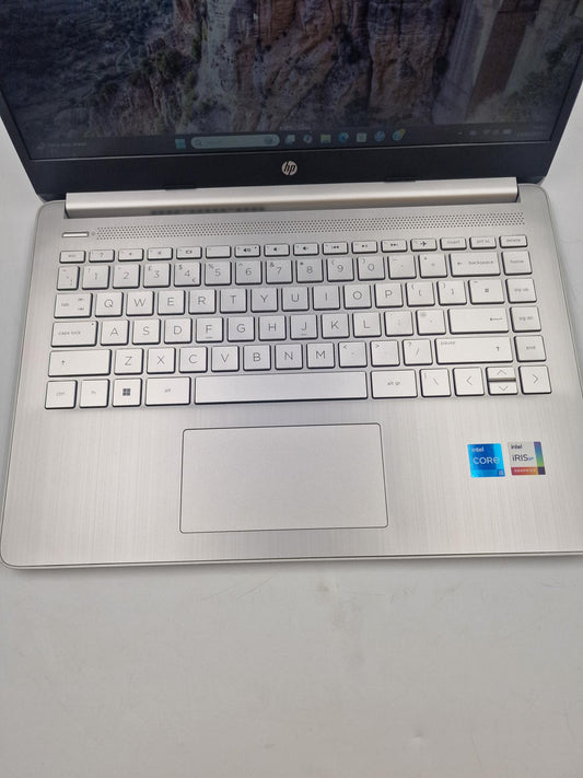 HP 14s-dq5010sa intel I5-1235u 512GB SSD 16GB Ram 14" laptop