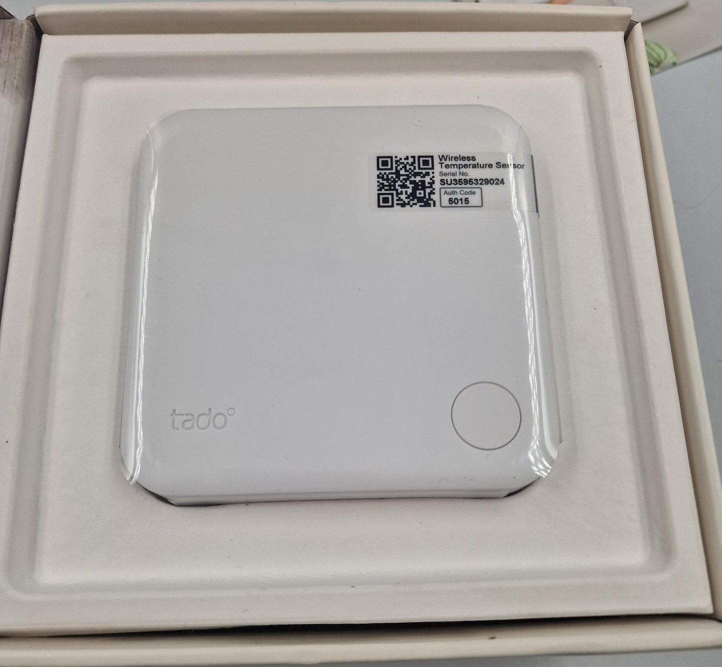 tado° Starter Kit - Wireless Smart Thermostat V3+ Incl. Programmer with Hot Water Control
