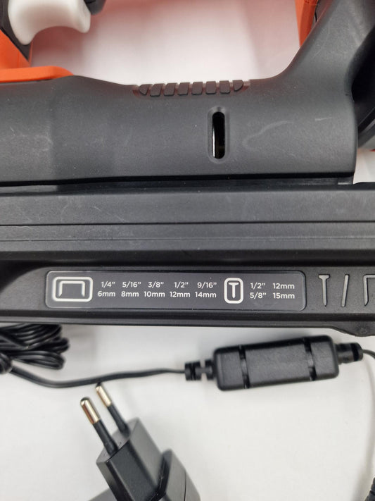 Black + Decker BDCT12S1 Cordless nail/staple gun