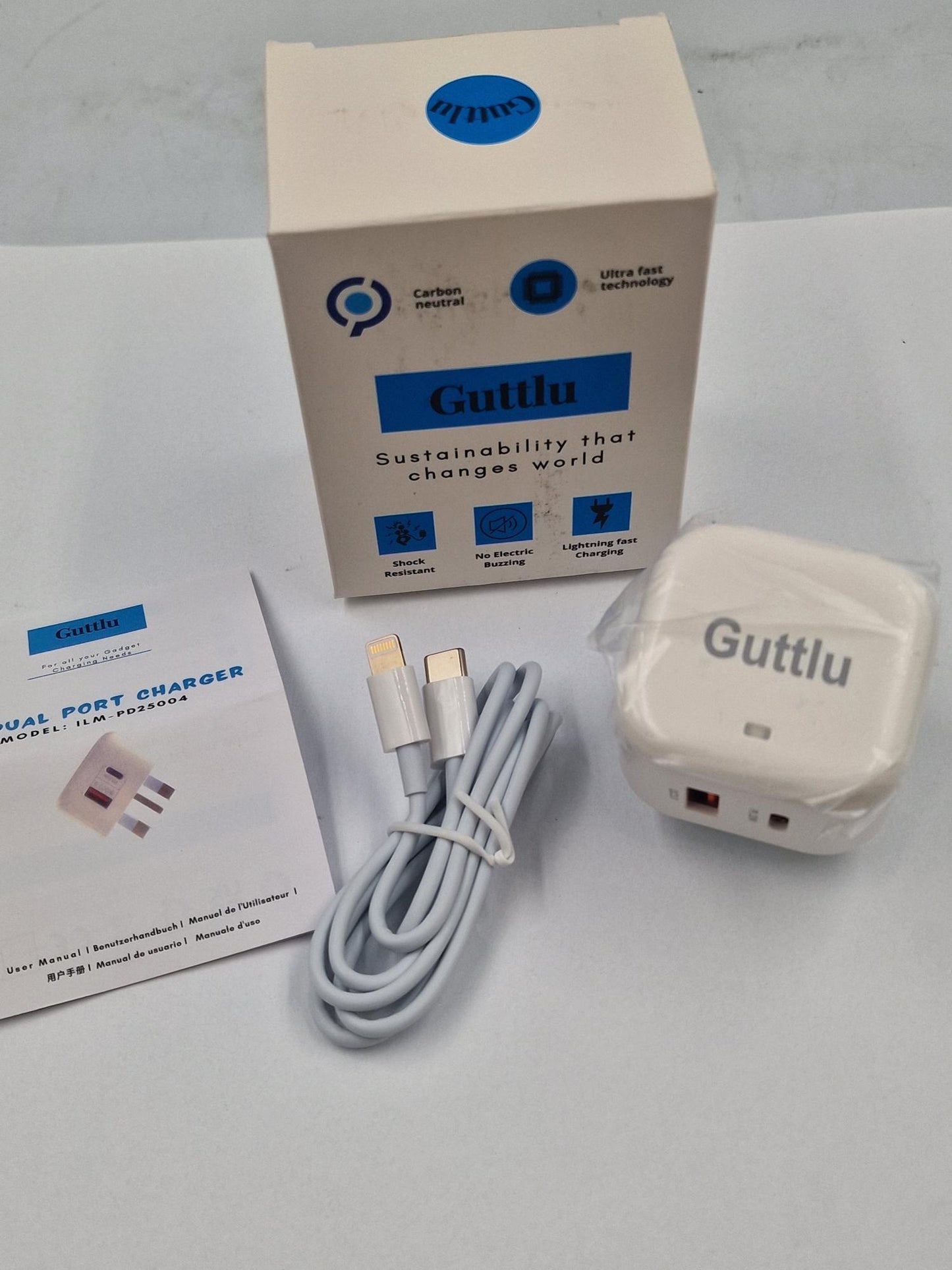 Job Lot of 90 x Gattlu Dual port charger model PD25004