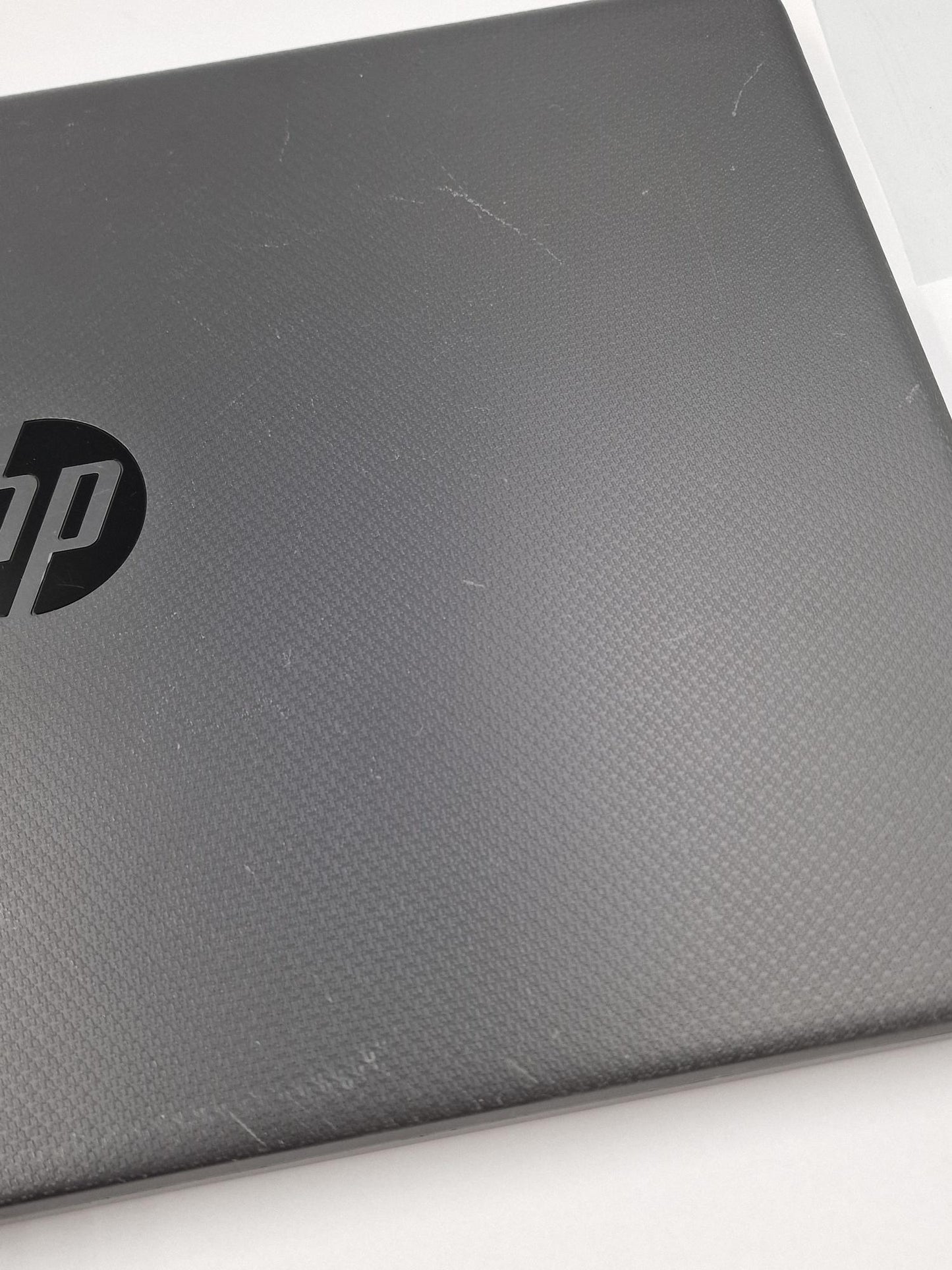 HP 255 G8 AMD Ryzen 5 5500u 8GB Ram 256GB SSD 15.6" Laptop