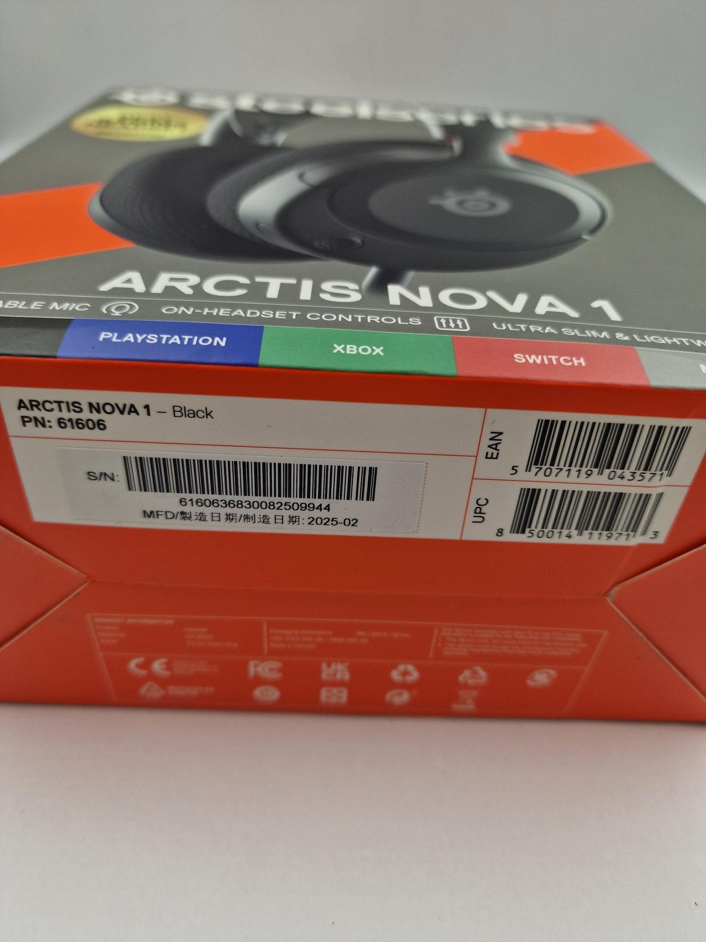 SteelSeries Arctis Nova 1 - Gaming Headset for PC, PS5, PS4, Xbox - Hi-Fi