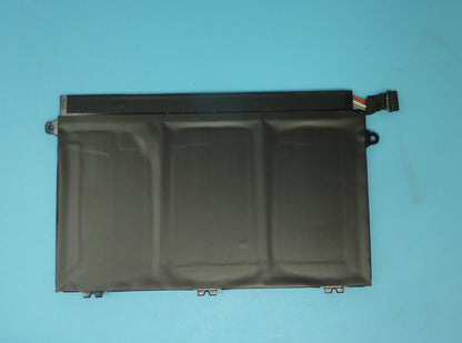 Genuine Lenovo Thinkpad Battery E14 E15 E480 E580 E490 E590 L17M3P52
