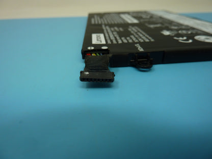 Genuine Lenovo Thinkpad Battery E14 E15 E480 E580 E490 E590 L17M3P52