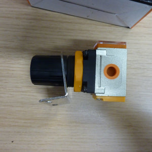E.MS Pneumatic EIR2000-02 Pressure Regulator
