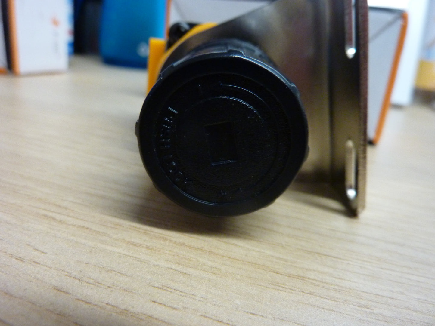 E.MS Pneumatic EIR2000-02 Pressure Regulator