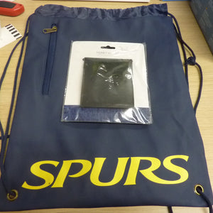 Tottenham hotspurs washbag & wallet