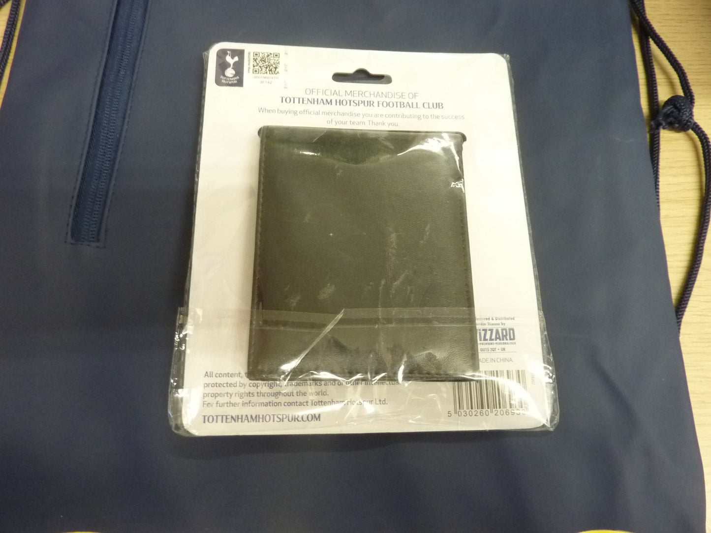 Tottenham hotspurs washbag & wallet