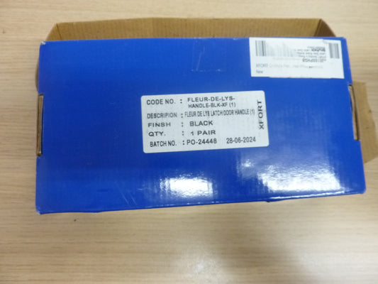 XFORT Smithy's Range Fleur De LYS Latch Door Handle-BLACK