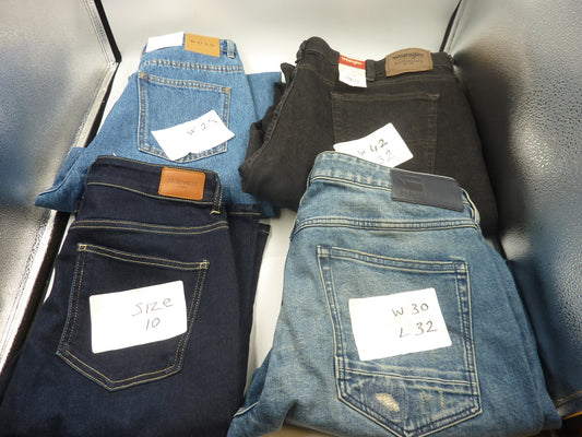 Joblot of 10 Pairs of Branded Jeans