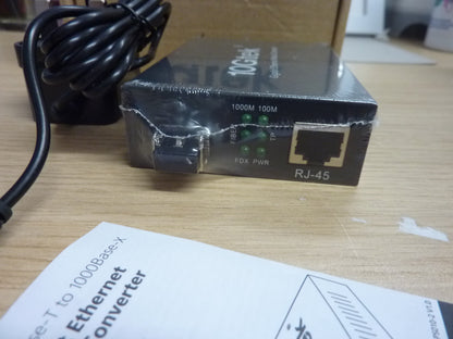 10Gtek Gigabit Ethernet Media Converter G0101-SFP