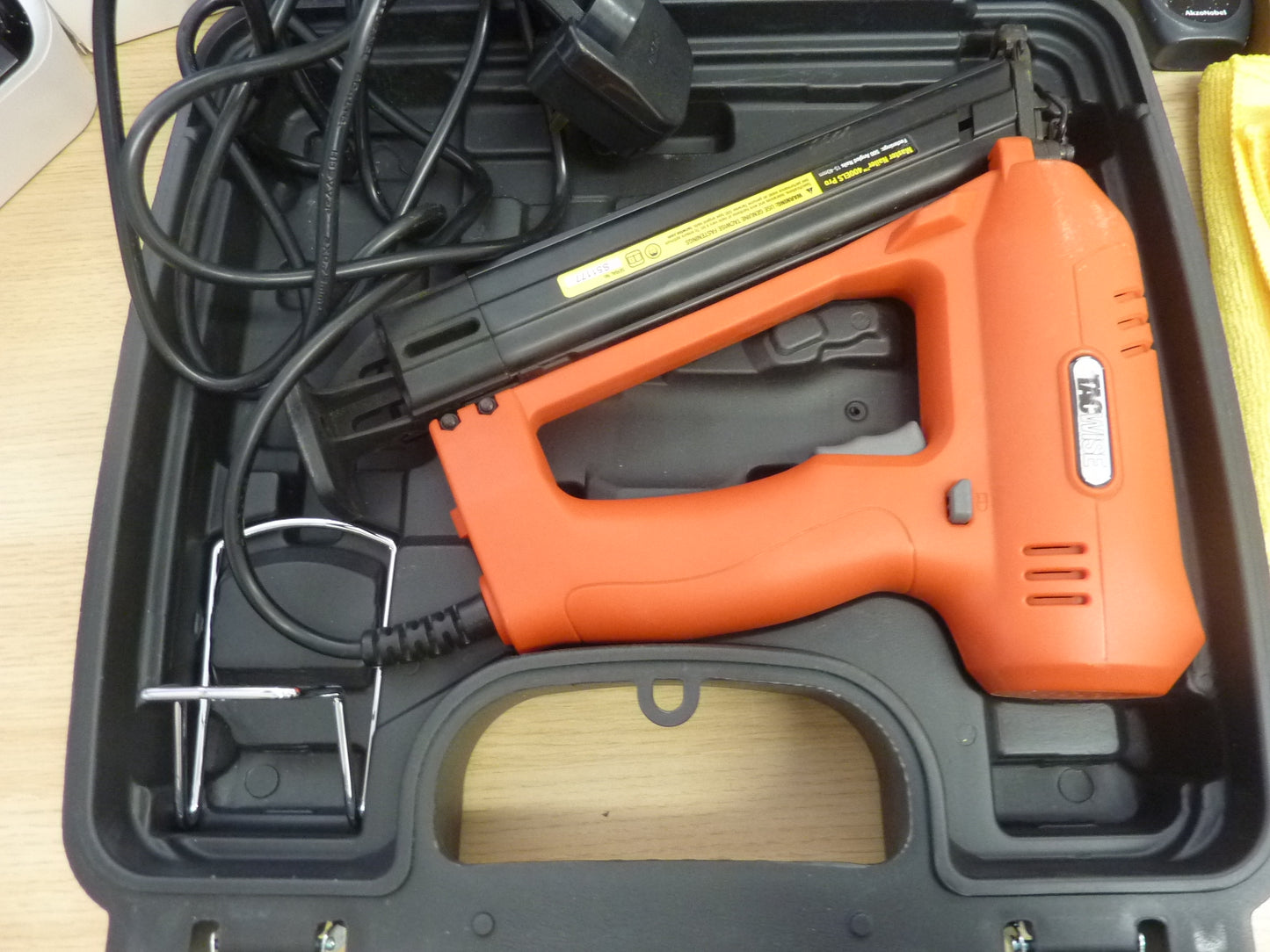 TacWise 1705 Master Nailer Nail Gun USED