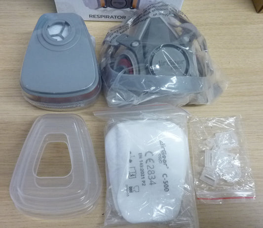 AIRGEAR PRO M-500 Respirator Mask with A1P2 Filters