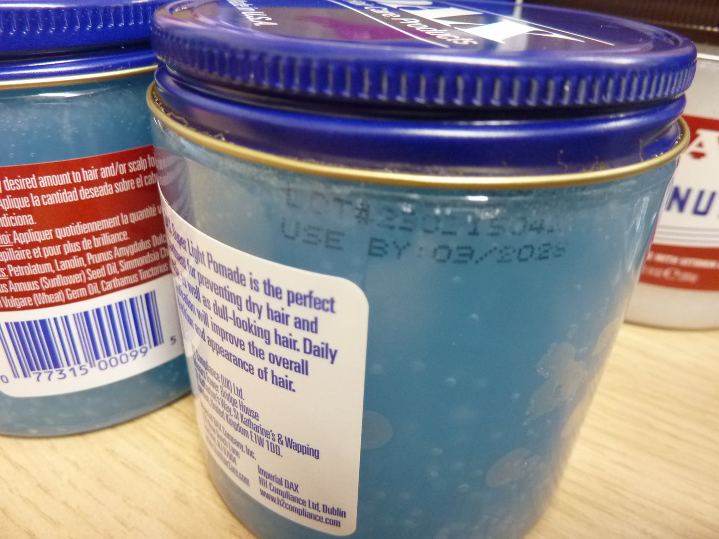 2 X Dax Super Light Pomade 213G EACH TUB