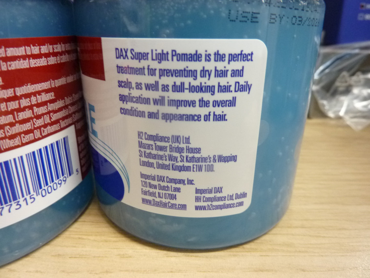 2 X Dax Super Light Pomade 213G EACH TUB