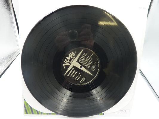 Ella Fitzgerald Wishes You a Swinging Christmas (Vinyl) 12" Album