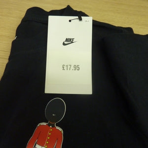 Nike Boys Small London Guard T-Shirt