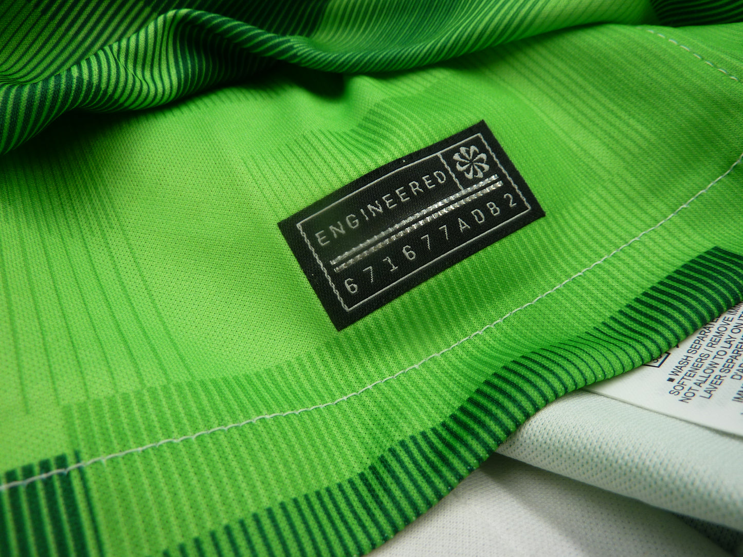 Nike football L.F.C. T-shirt #27 Darwin XL KIDS