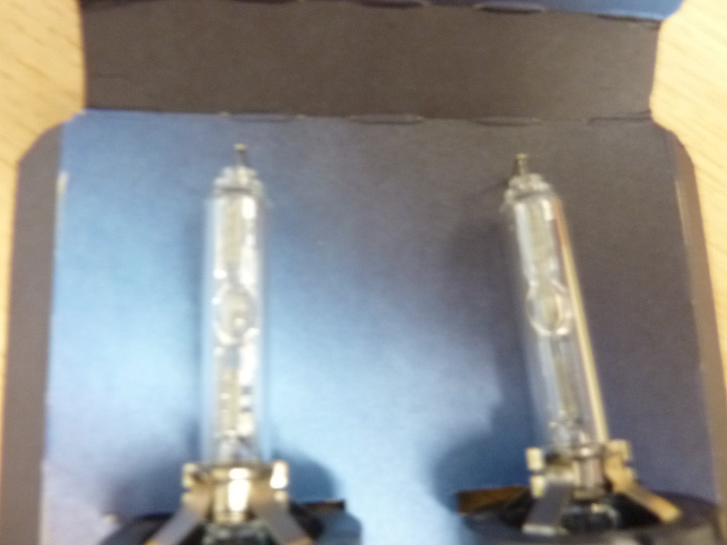 2x OSRAM Xenarc Cool Blue Boost D2S Car Headlight Bulbs