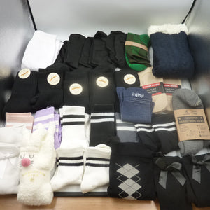 124 Pairs of socks