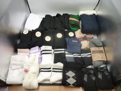 124 Pairs of socks