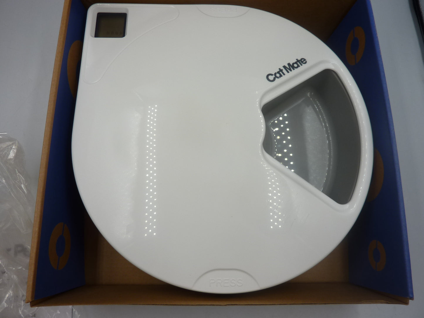 Cat Mate C500 Five-meal Automatic Pet Feeder with Digital Timer