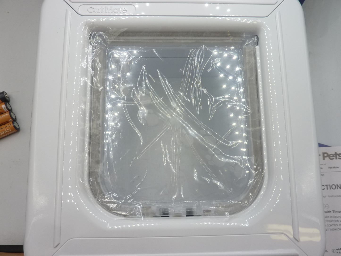 Cat Mate Elite Microchip Cat Flap with Timer & 4-Way Lock – White (355W)