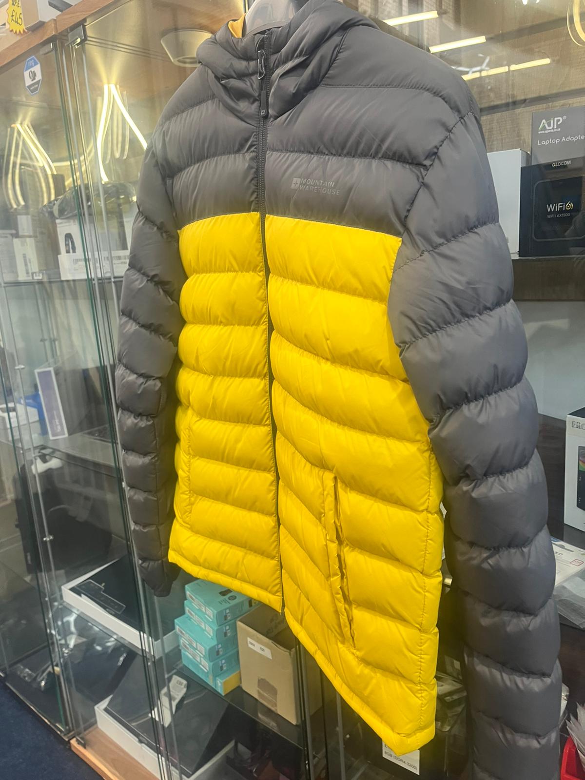 Mountain warehouse Puffer Jacket small