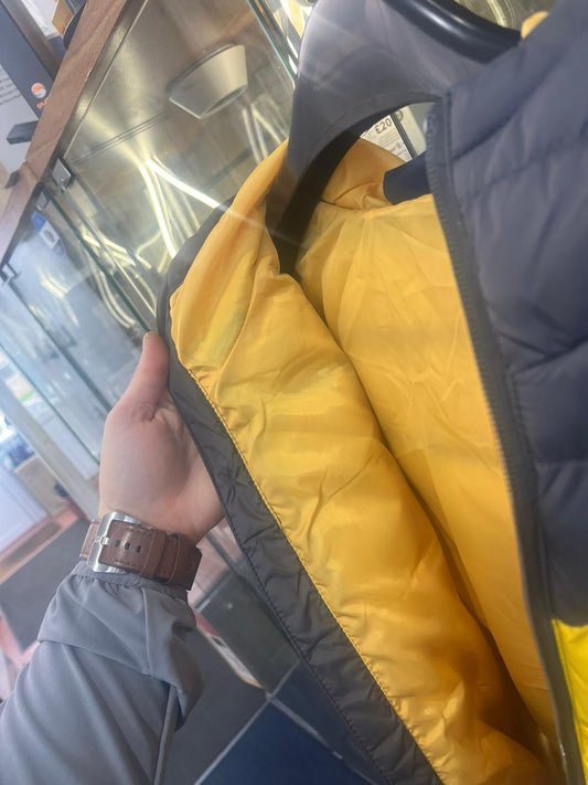 Mountain warehouse Puffer Jacket small