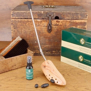 Langer and messmer beech wood shoe stretcher size 2/3.5