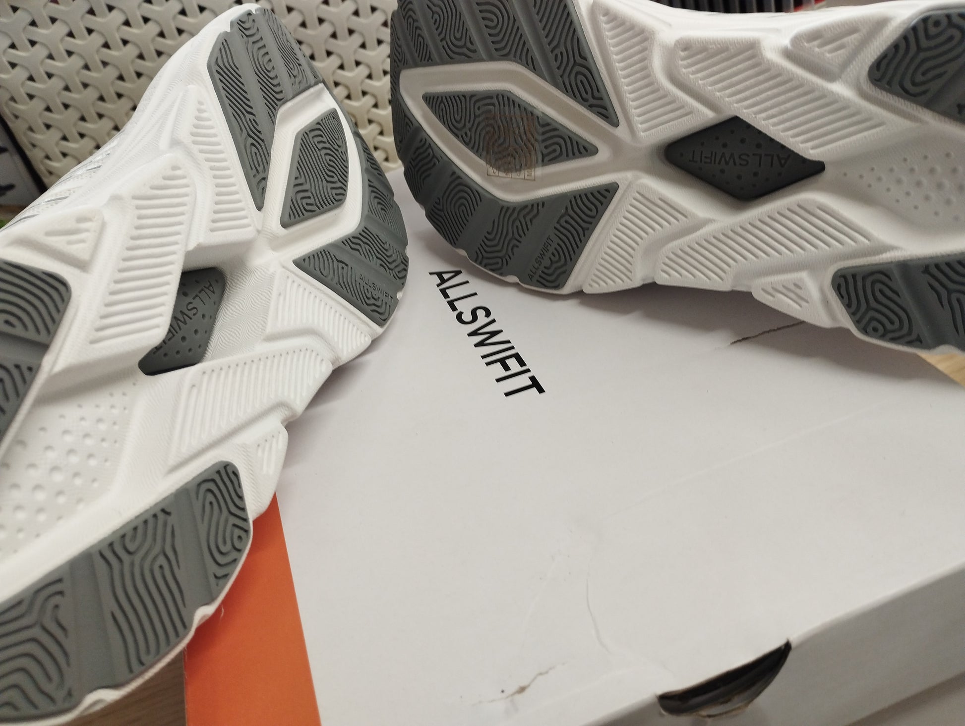 ALLSWIFT Women's Trainers Slip On Walking Shoes-UK4.5-WHITE