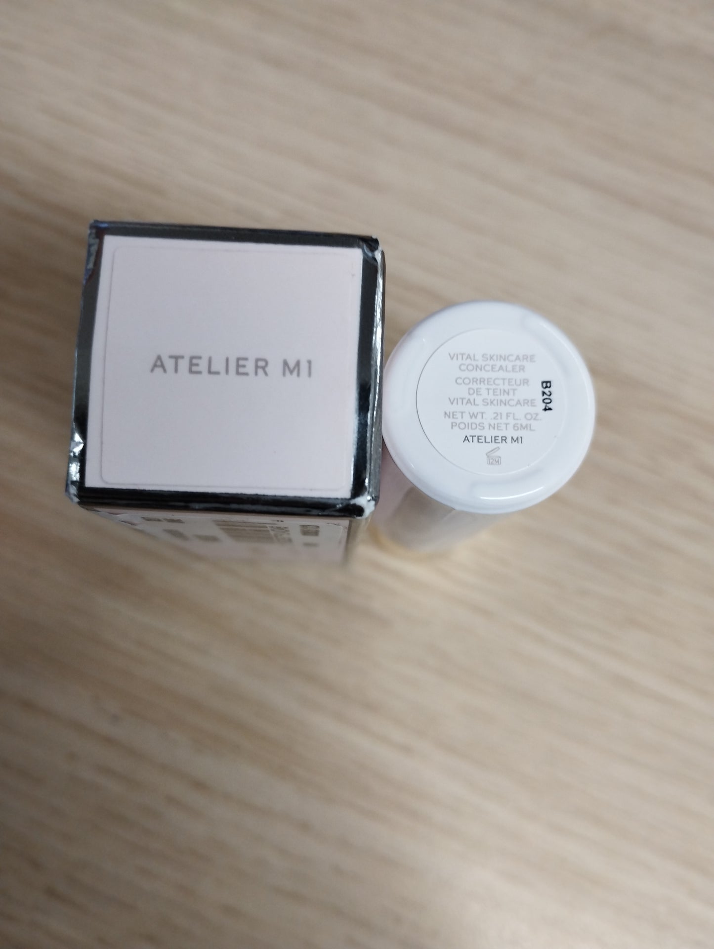Westman Atelier Vital Skincare Concealer-M1-Light Medium Neutral Undertone-6ML