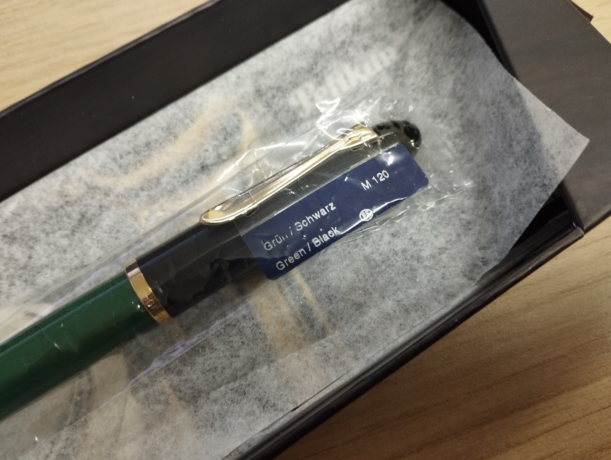Pelikan M120 Fountain Pen Black/Green