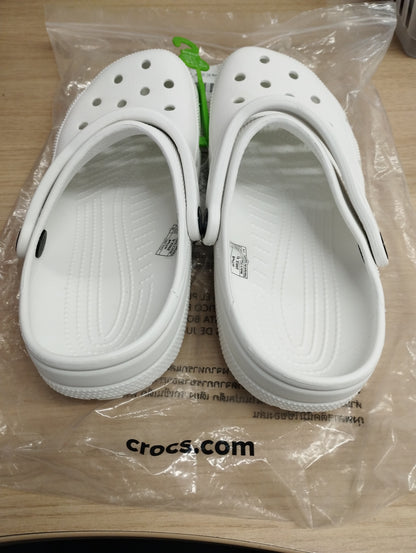 Crocs Classic Clog - WHITE - UK M6/W7