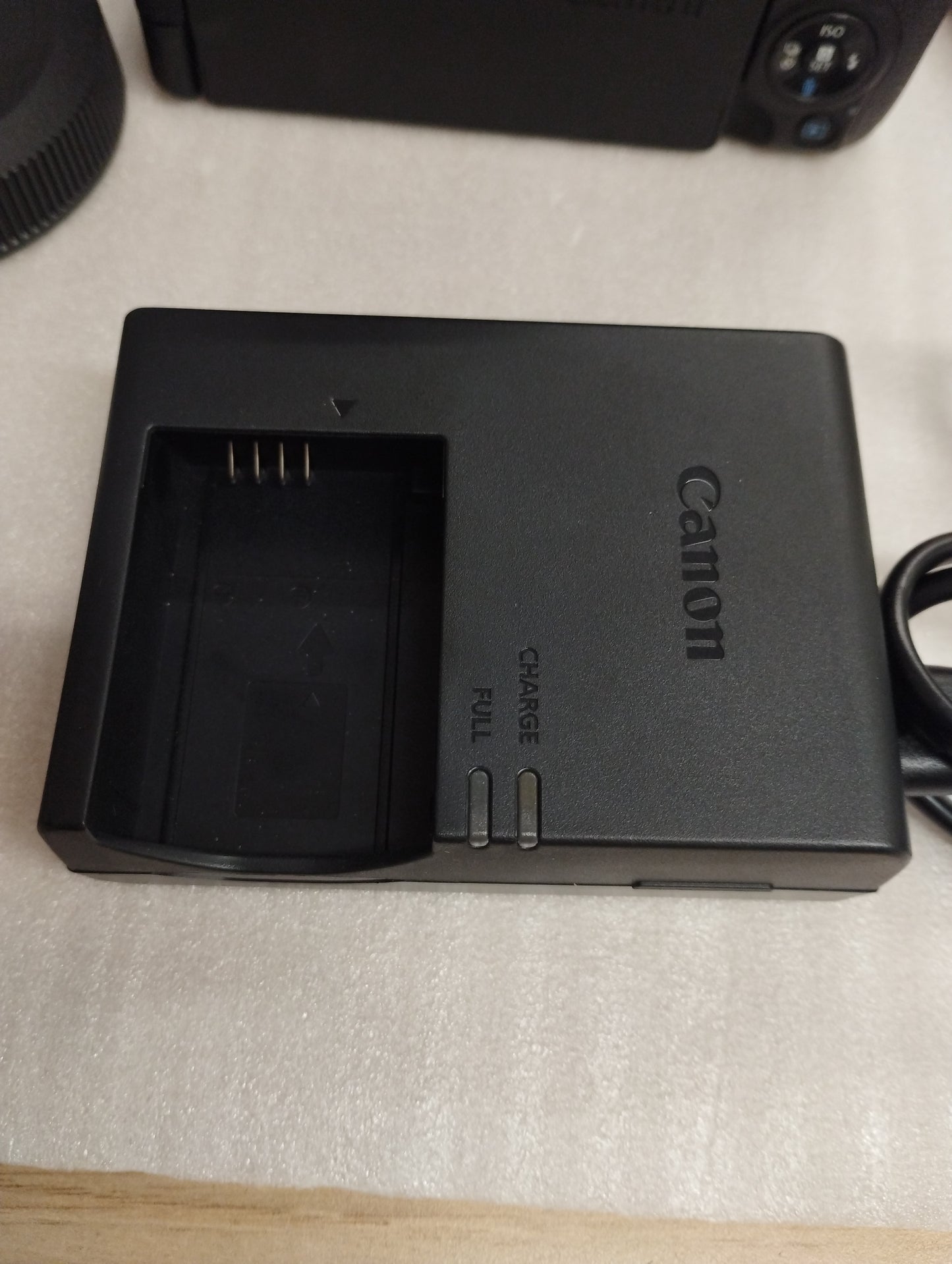 Canon EOS R10 Mirrorless Camera + RF-S 18-45mm F4.5-6.3 IS STM Lens