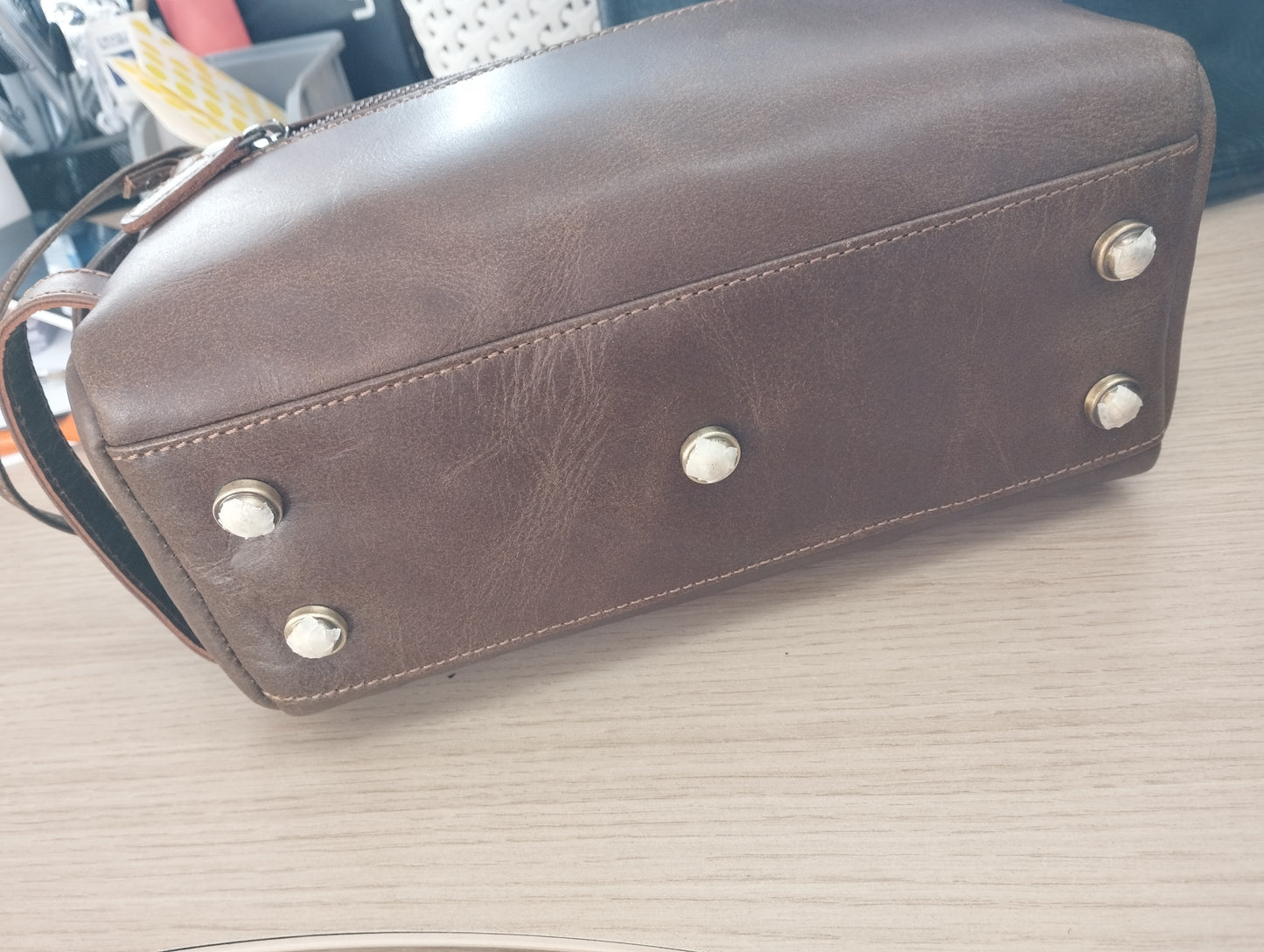 Leather Village Toiletry Bag - Brown