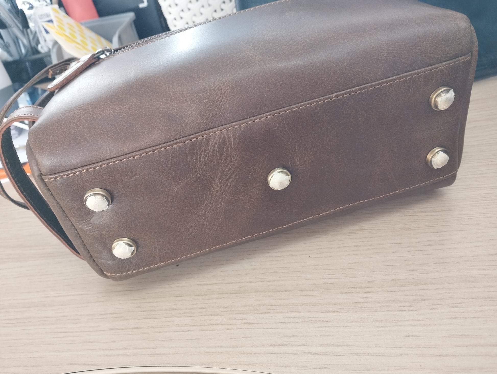 Leather Village Toiletry Bag - Brown
