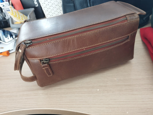 Leather Village Toiletry Bag - Brown