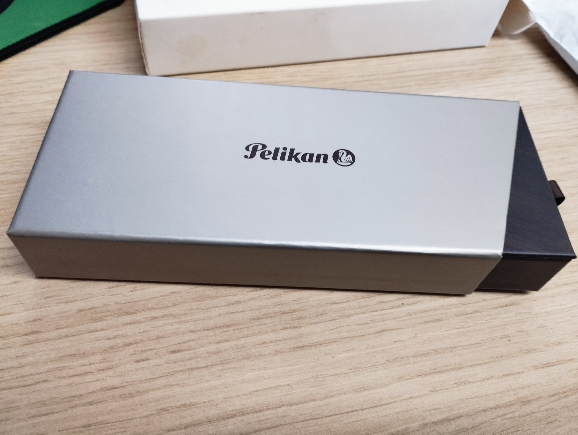 Pelikan M120 Fountain Pen Black/Green