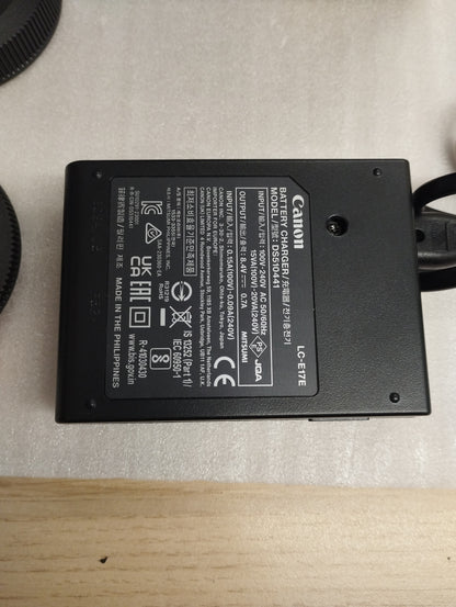 Canon EOS R10 Mirrorless Camera + RF-S 18-45mm F4.5-6.3 IS STM Lens