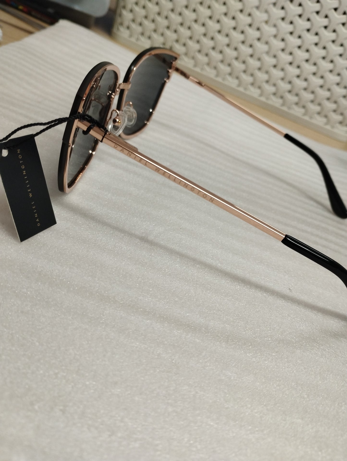 Daniel Wellington AE62R02 GRANDE Sunglasses-Rose Gold Frame-Black Lenses