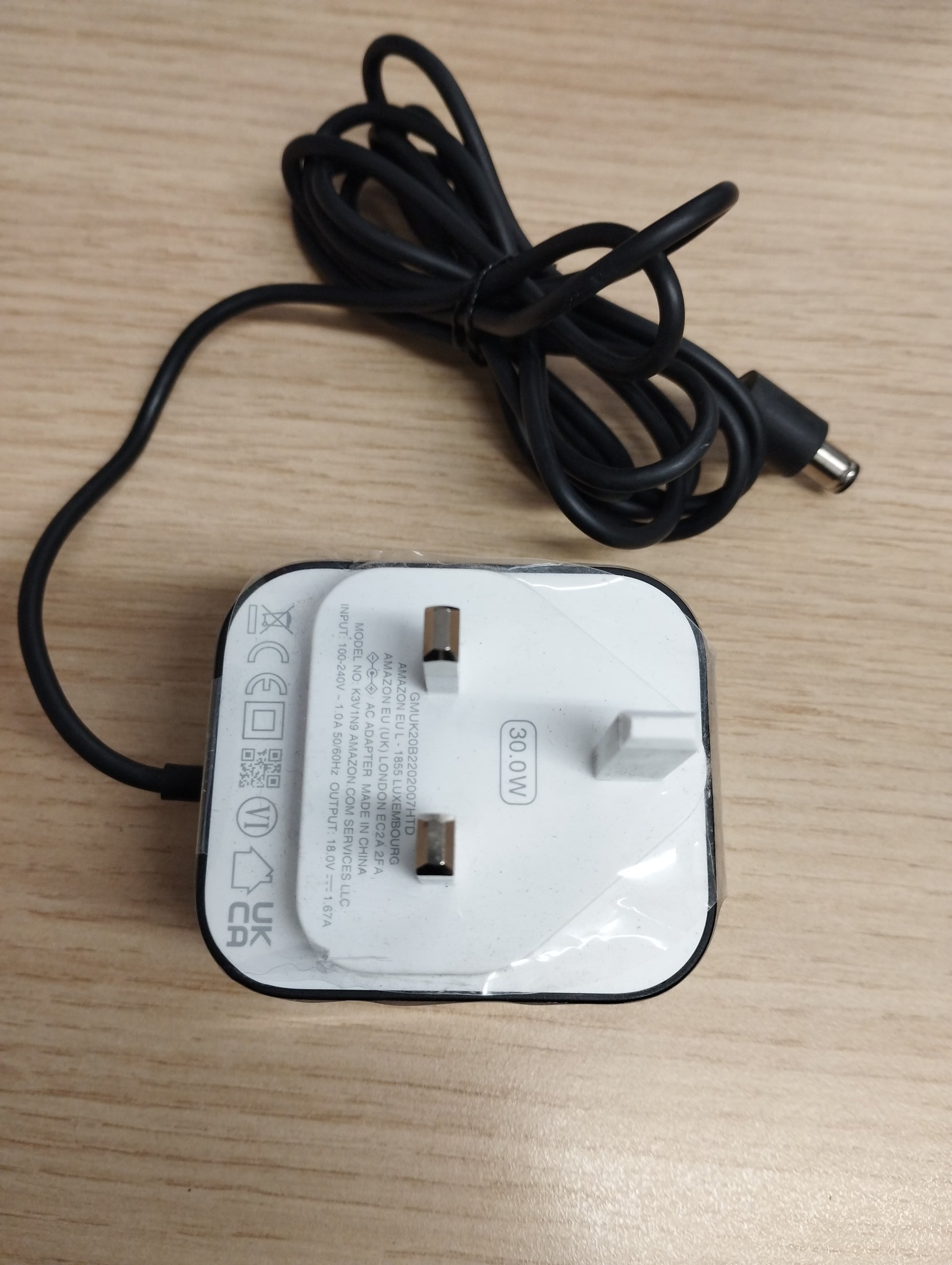 Echo Show 8 | 2nd generation (2021 release), HD smart display with Alexa and 13 MP camera | Glacier White